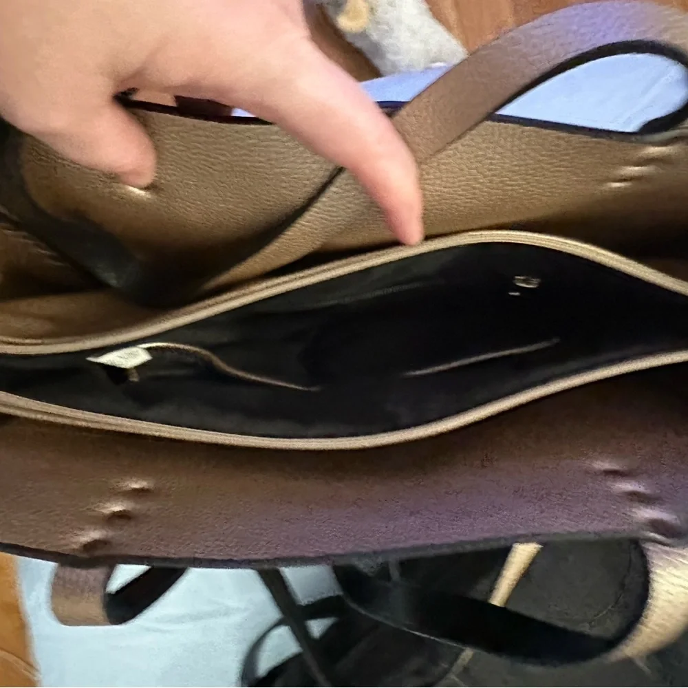 Large Rockstud Tote - Picture 7 of 8